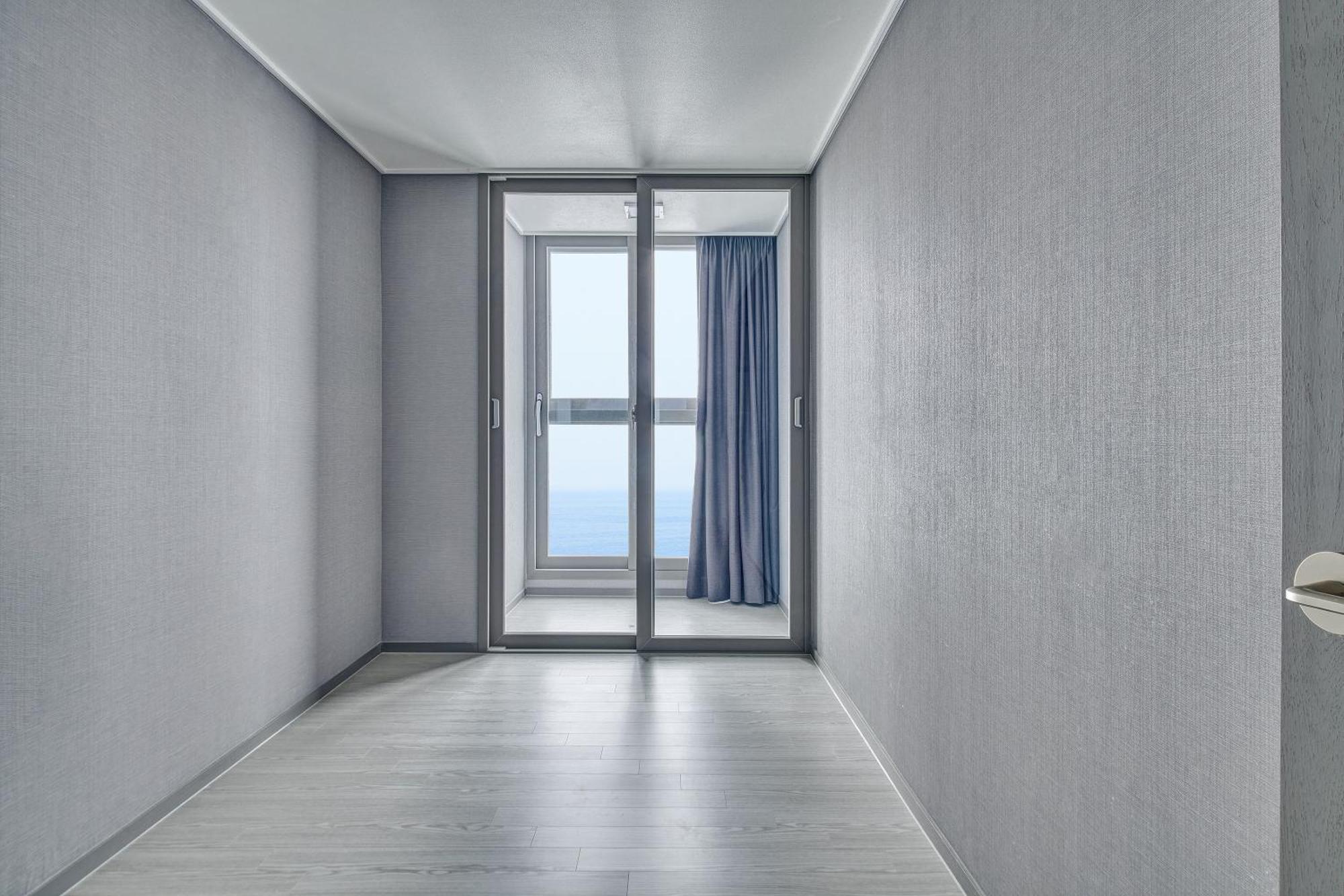 Gangneung Chonpines Ocean Suites Hotel Extérieur photo