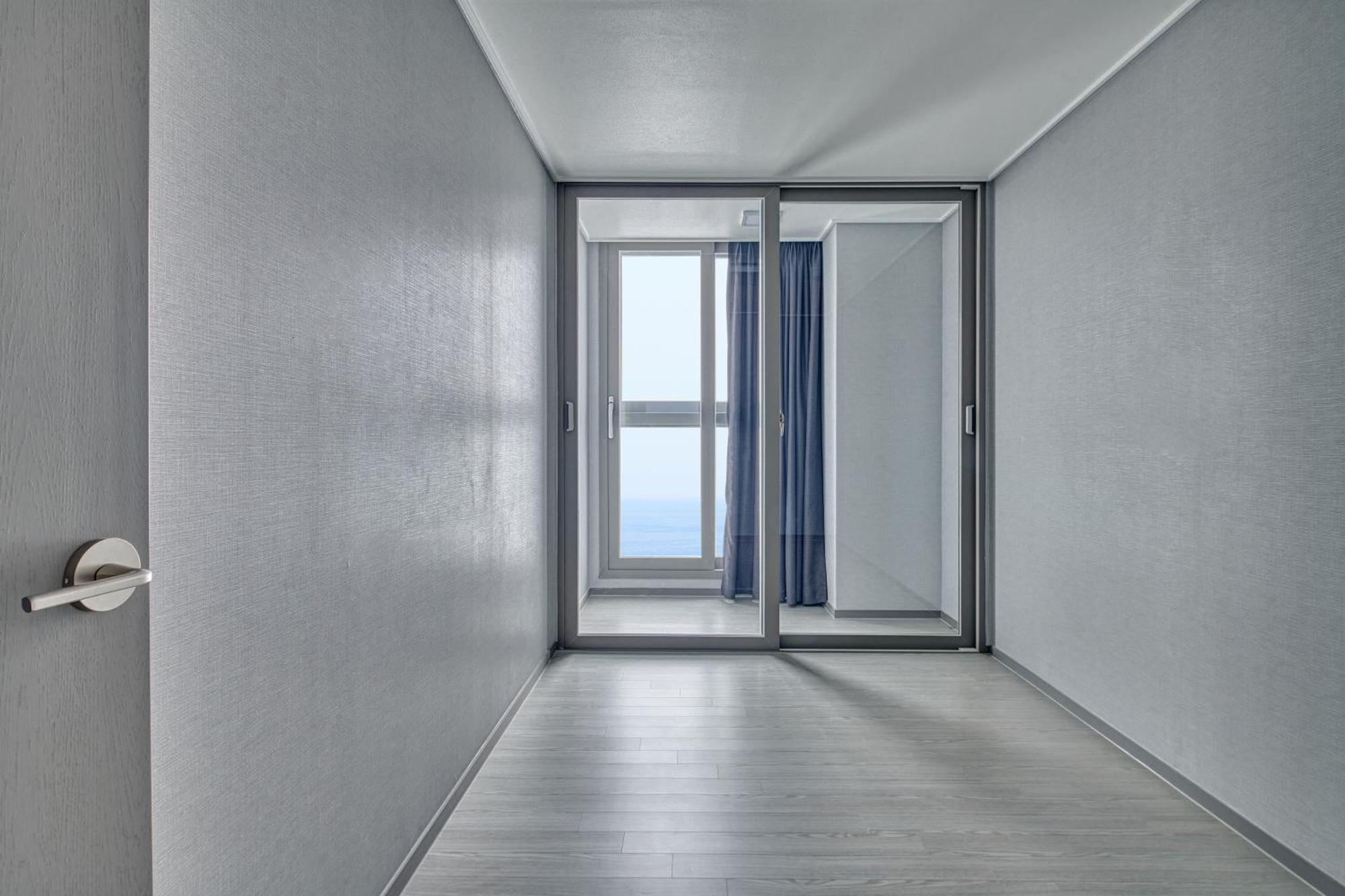 Gangneung Chonpines Ocean Suites Hotel Extérieur photo